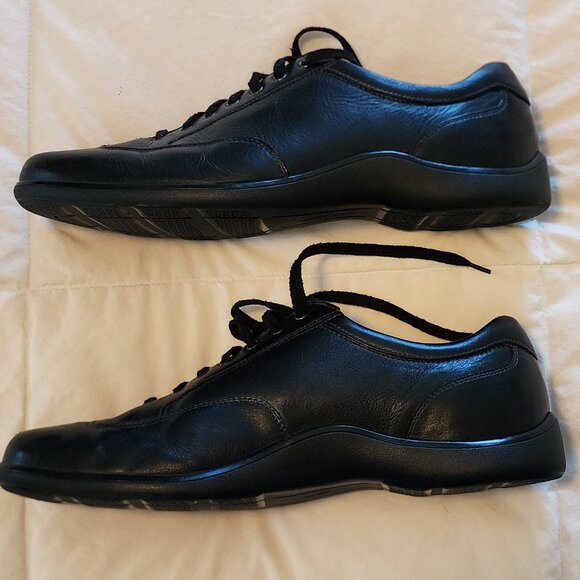 COLE HAAN Black Calf Athletic Sneaker US 9.5 Med - Picture 4 of 6